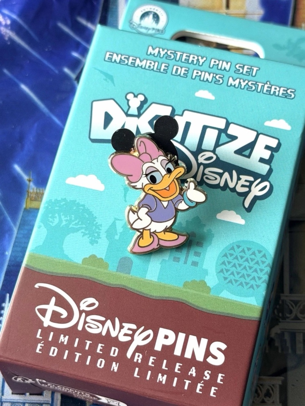 Disney Parks 2026 Digitize Disney Mystery Blind Box Pins Daisy Duck Only